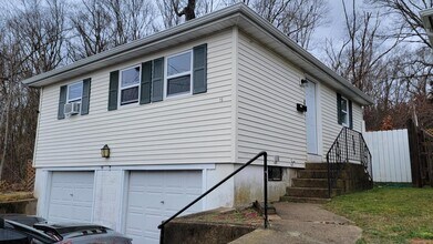 Building Photo - 15 Virginia Ave