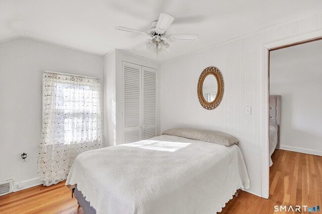 Building Photo - 124 Stiles St