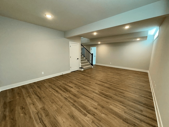 Building Photo - 1439 SW Winthrop Dr