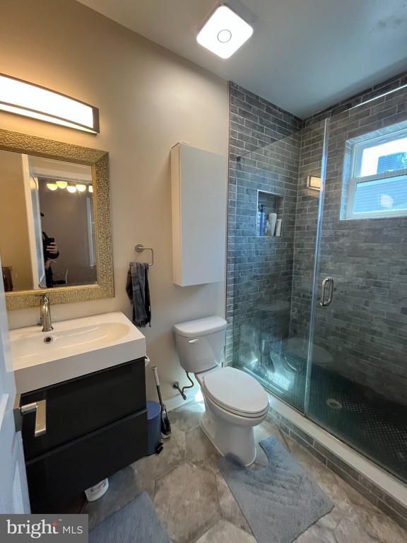 Building Photo - 926 N 15th St