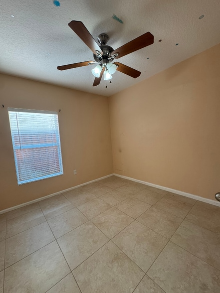 Building Photo - 3740 Aria Dr