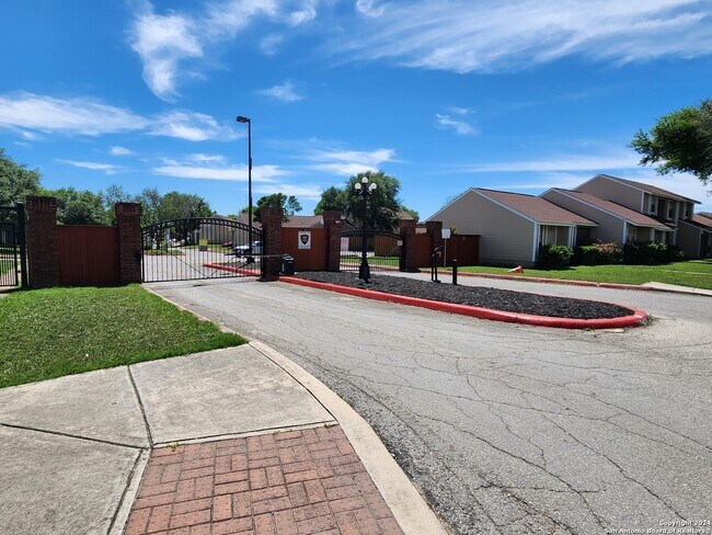 Building Photo - 9140 Timber Path