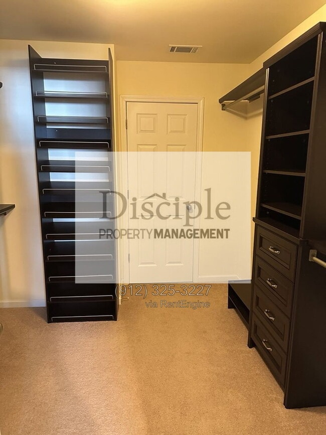 Building Photo - 169 Regency Cir
