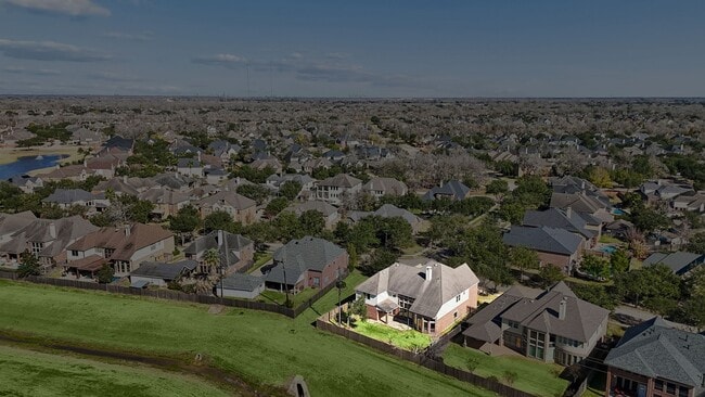 Building Photo - 8702 Stowe Creek Ln