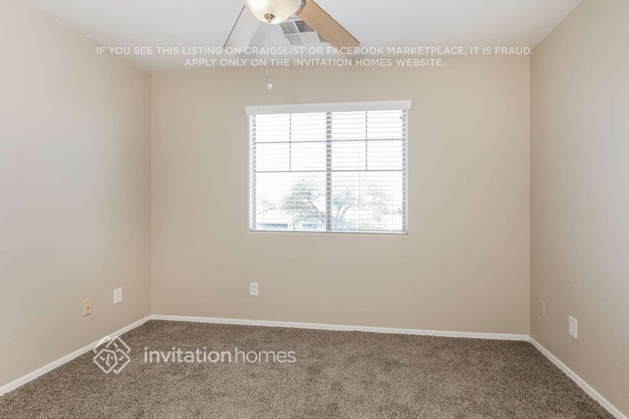 Building Photo - 12794 W Pasaro Dr