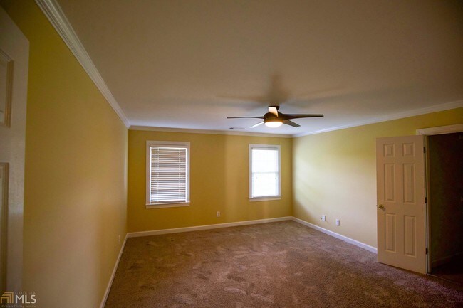 Building Photo - 411 Barrington Hall Dr