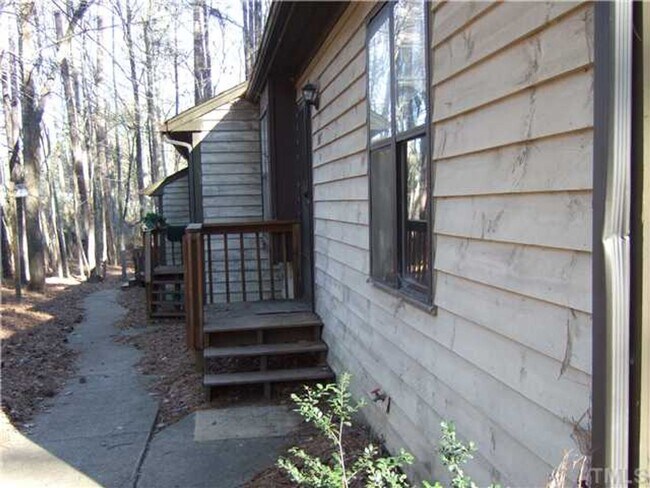Primary Photo - 907 B West Chatham Street - Bev Roberts Pr...
