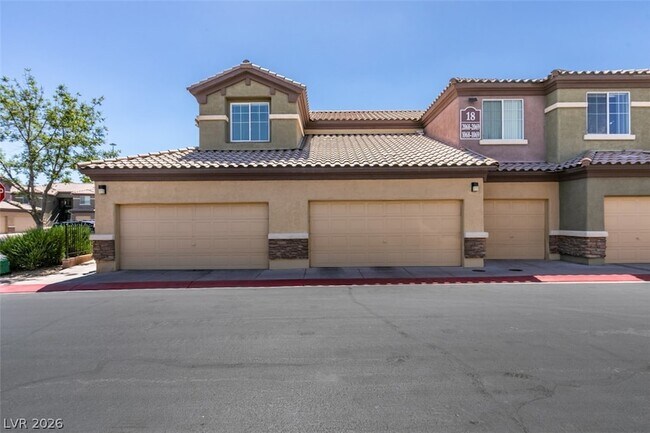 Building Photo - 6868 Sky Pointe Dr
