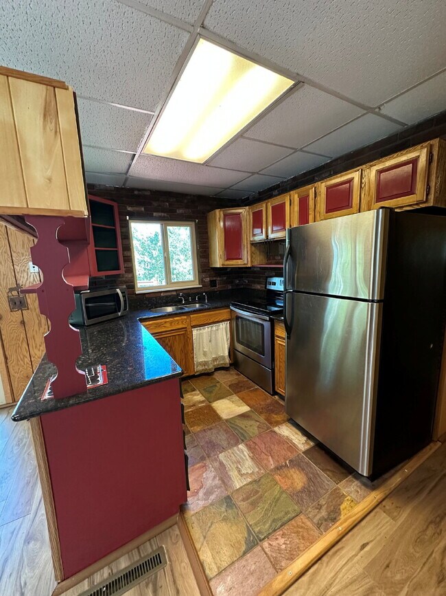 Building Photo - 20341 Maxwell Dr