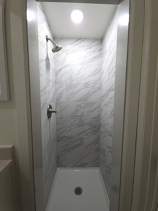 Building Photo - Fully Remodeled Home in the Heart of Tyler...