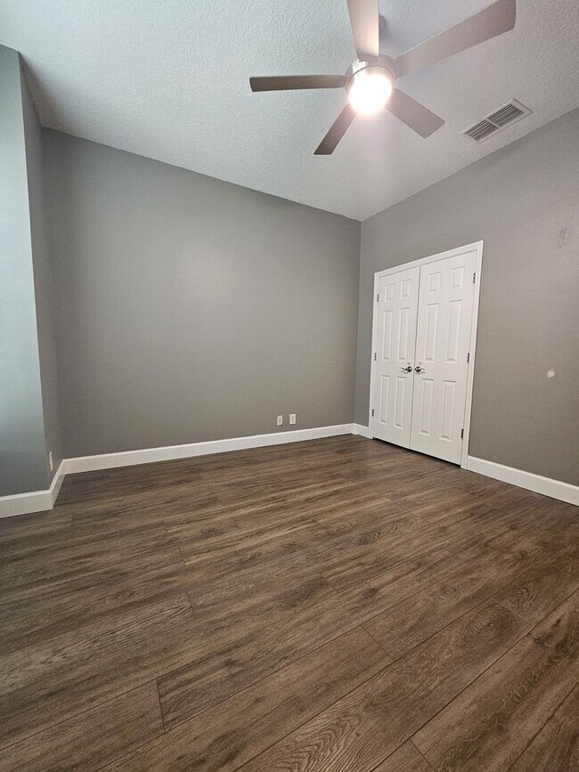 Building Photo - Victoria Park 3 Bedroom Home in Deland