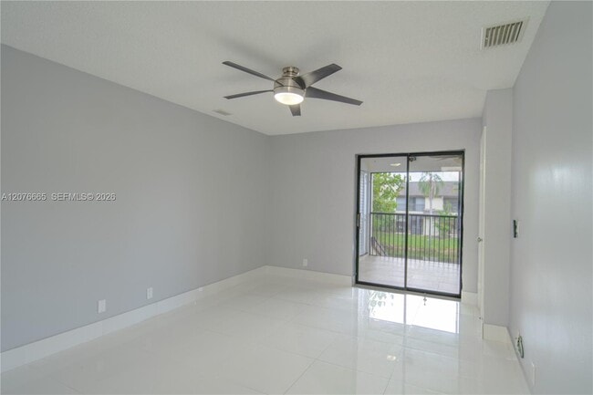 Building Photo - 3745 Cocoplum Cir