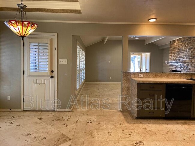 Building Photo - 4854 Starcrest Ct