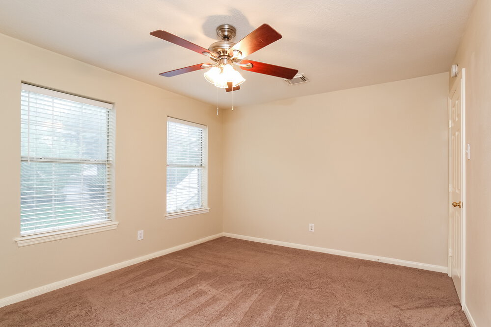 Building Photo - 20914 Lake Park Trail