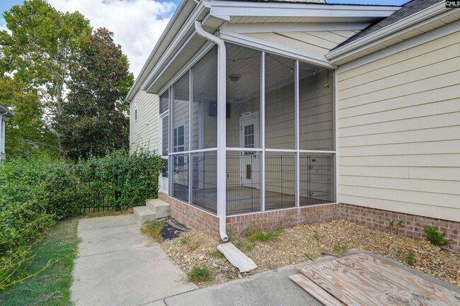 Building Photo - 3 Bedroom, 2.5 Bath in Rosewood Hills - Wa...