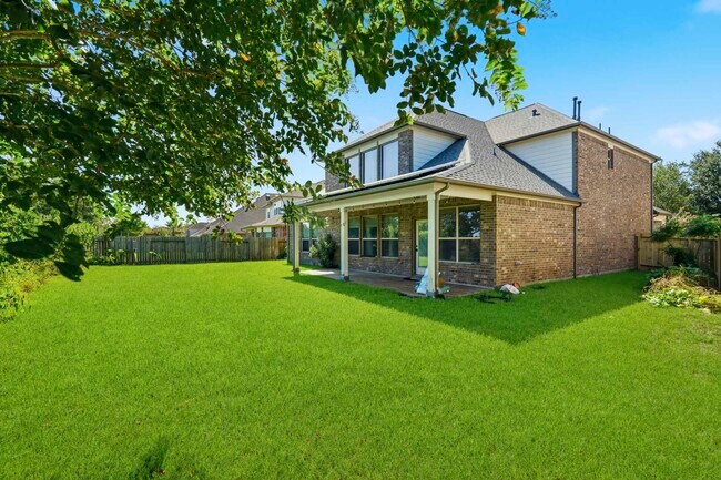 Building Photo - 25907 Foxrun Vista Dr