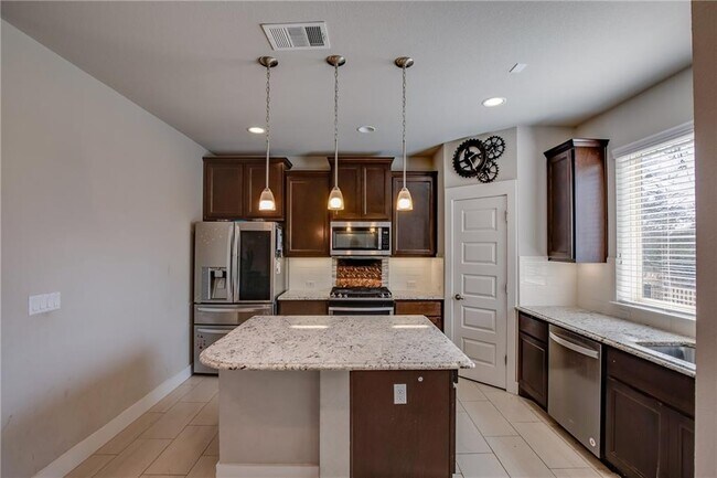 Building Photo - 9707 McKnight Lp