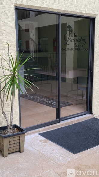 Building Photo - 10490 Chalmer St