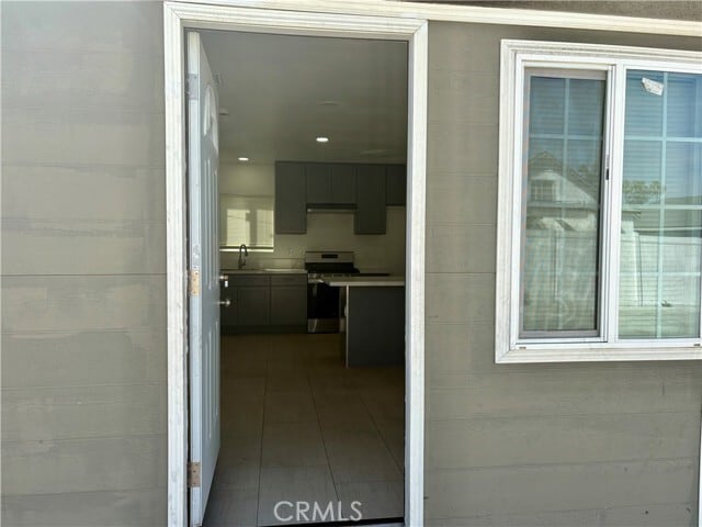 Building Photo - 296 N Allen St