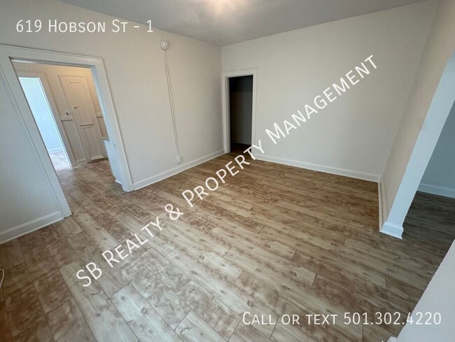 Building Photo - 619 Hobson Ave