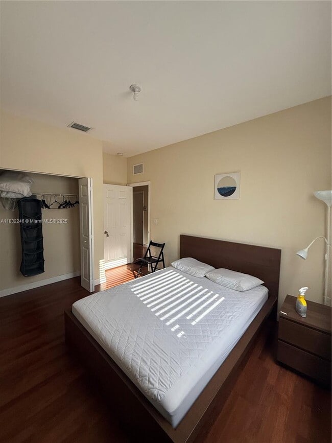 Building Photo - 17065 SW 94th Terrace