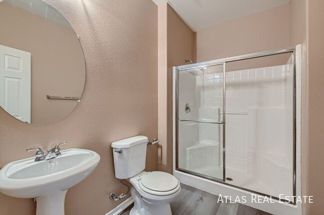 Building Photo - 7198 Clear Range Ave