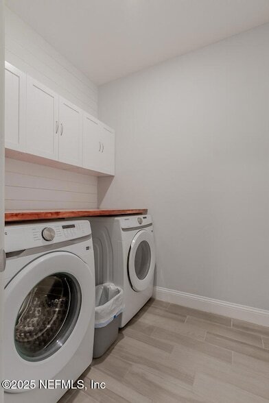 Building Photo - 348 Clifton Bay Lp