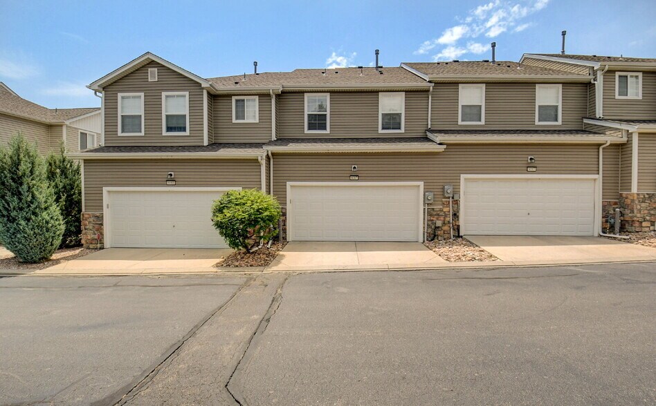 Building Photo - Minutes from Military Bases – Well-Maintai...