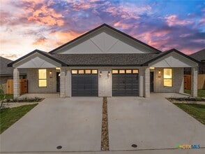 Building Photo - 5109 Rose Petal Ct
