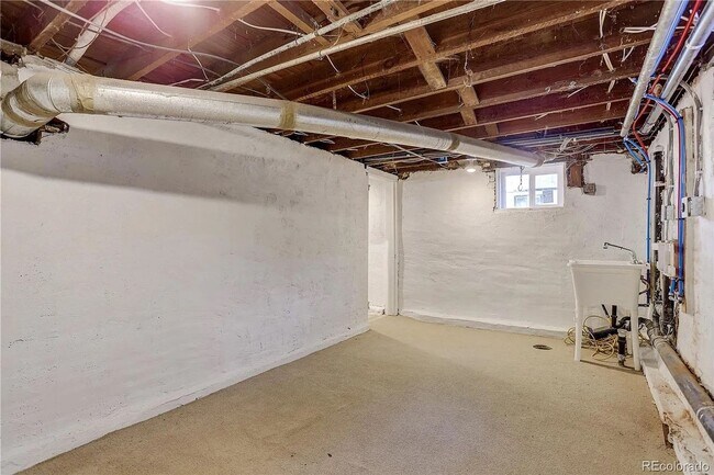 Building Photo - 2943 N York Ct