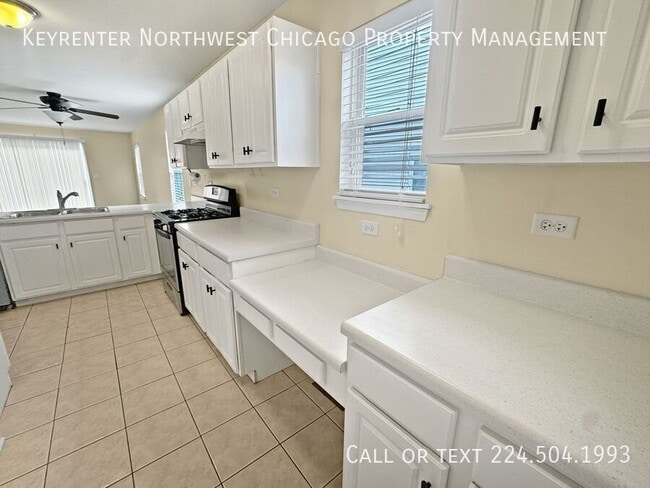 Building Photo - 790 Wedgewood Cir