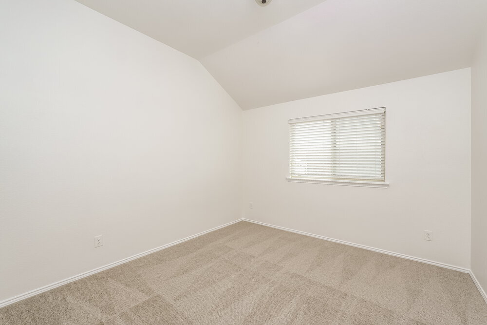 Building Photo - 16301 Severn Ln
