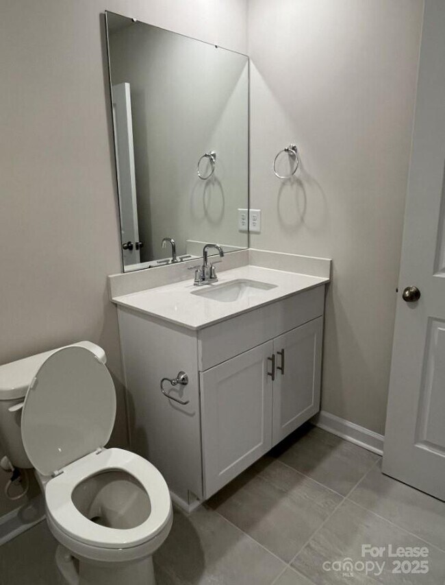 Building Photo - 3703 Backwater St