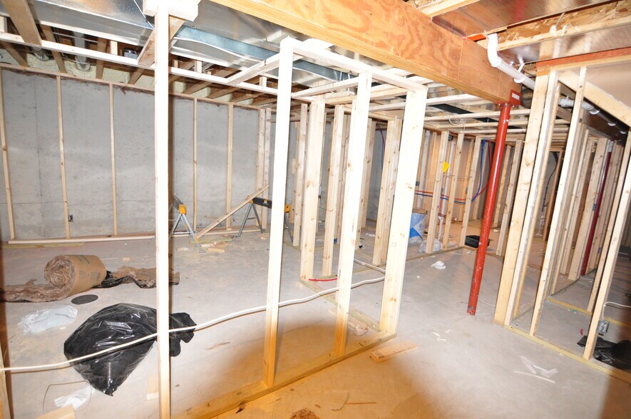 Building Photo - 2714 Bomani Dr