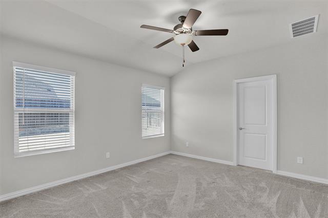 Building Photo - 628 Fawn Valley Dr