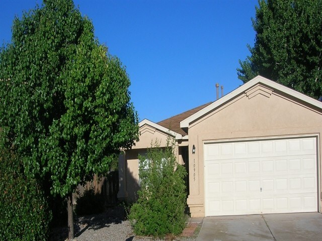Primary Photo - 10905 Serpentine Court NW