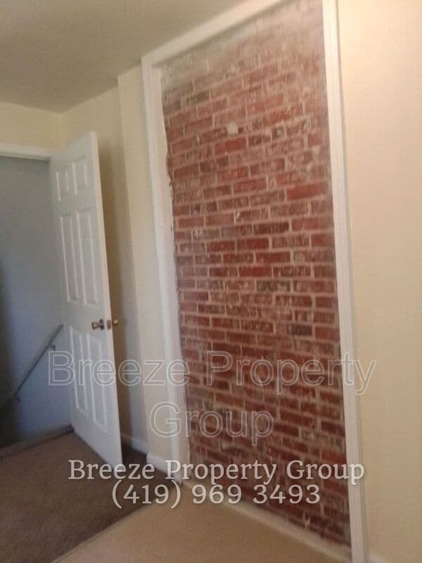Building Photo - 624 Hope St