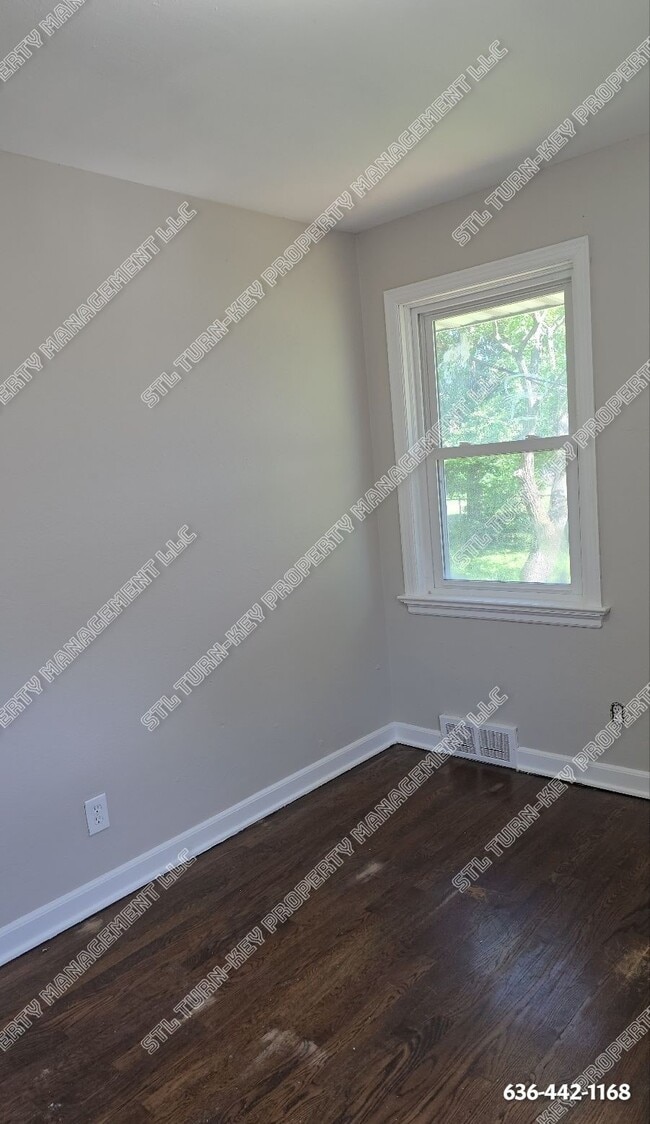 Building Photo - 9414 Altonwood Dr