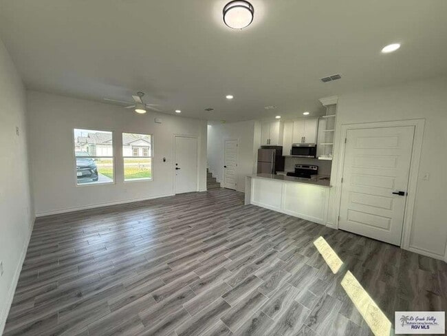 Building Photo - 5160 Alexa Rd