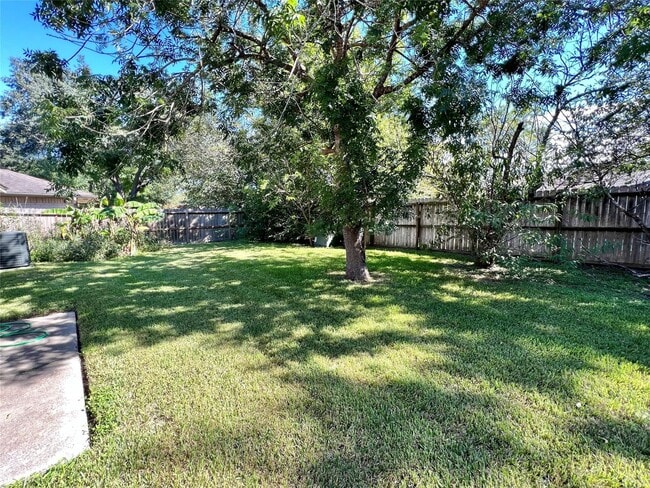 Building Photo - 3030 Sherborne St