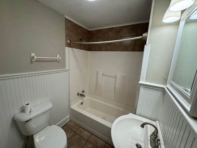 Building Photo - Spacious Home with Garage, Deck & Convenient Location