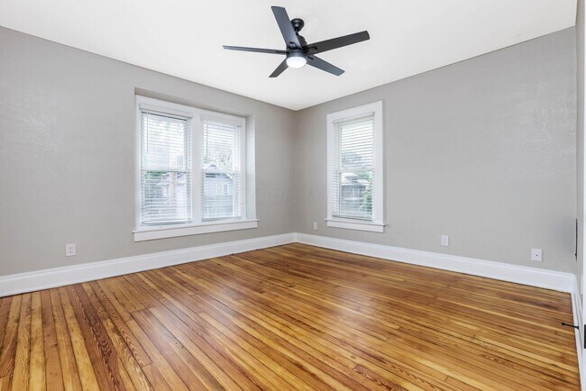 Building Photo - 412 E Oakland Ave