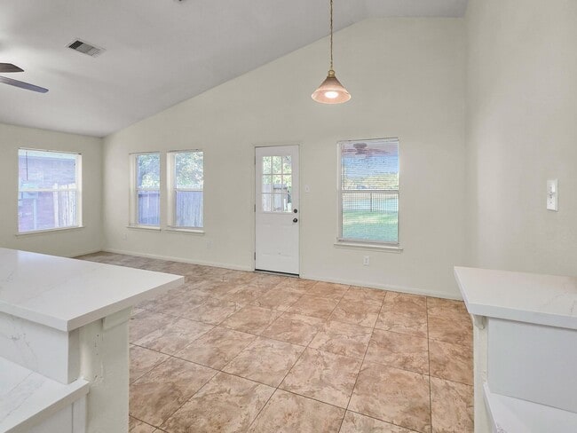 Building Photo - 14626 Gervaise Dr