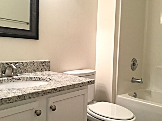 Building Photo - 3306 Manchester Ave