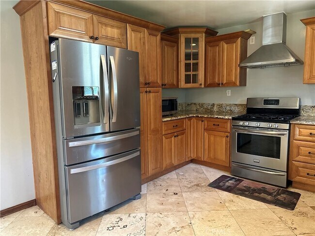 Building Photo - 12752 Barrett Ln