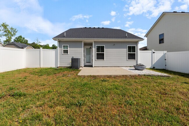 Building Photo - 200 Waterwheel Cir