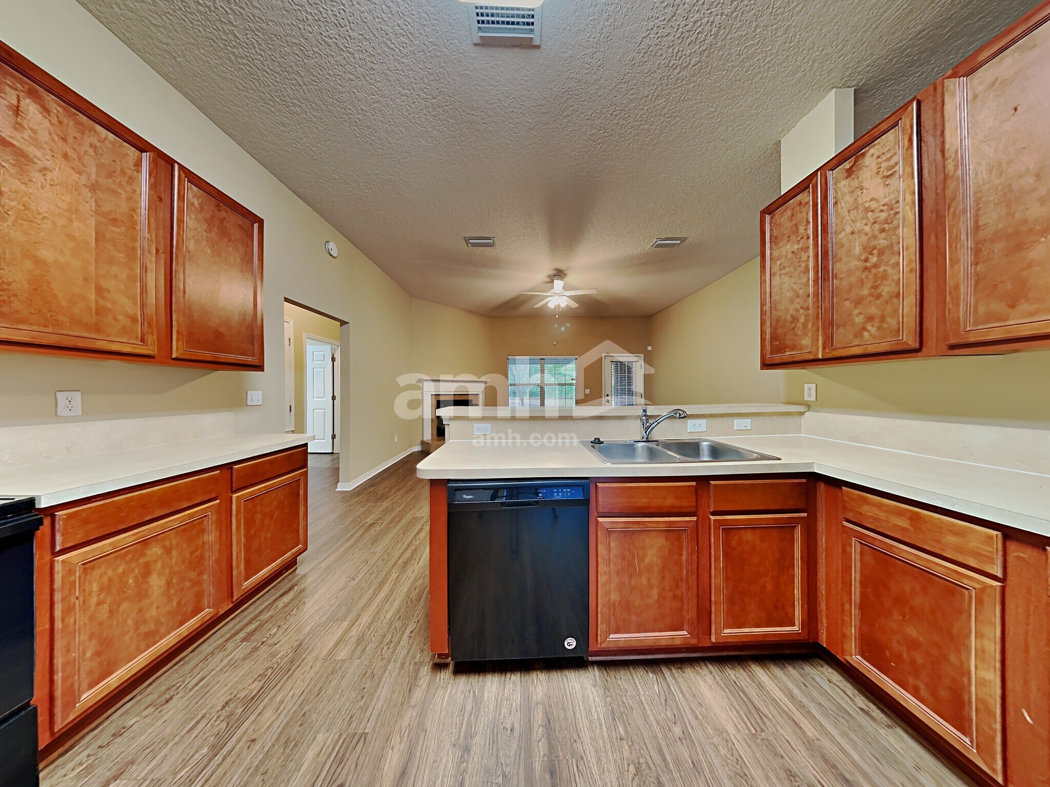 Building Photo - 2091 Cherokee Cove Trl