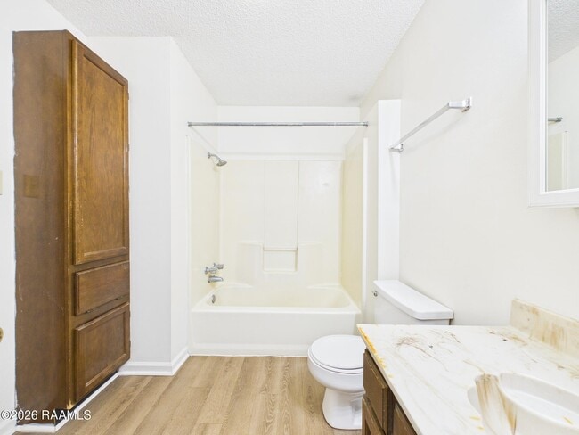 Building Photo - 446 Failla Rd