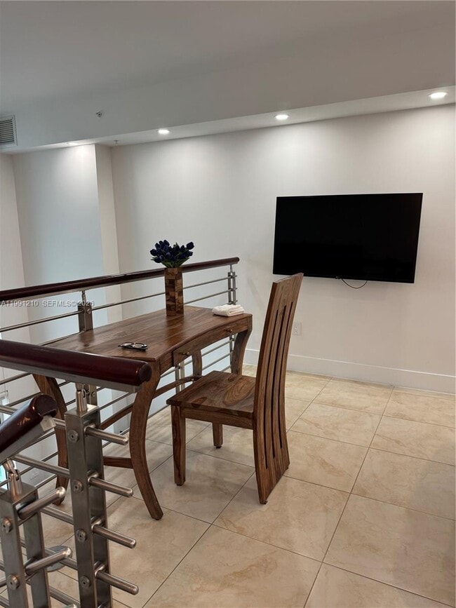 Building Photo - 41 SE 5th St