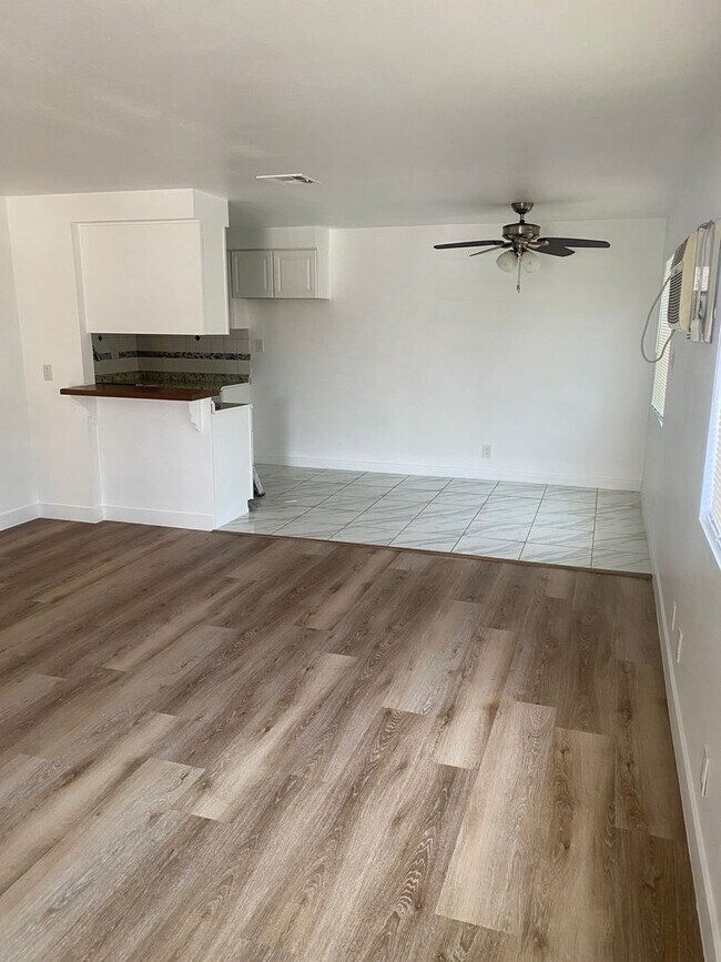 Building Photo - 12554-12556 BROOKSHIRE